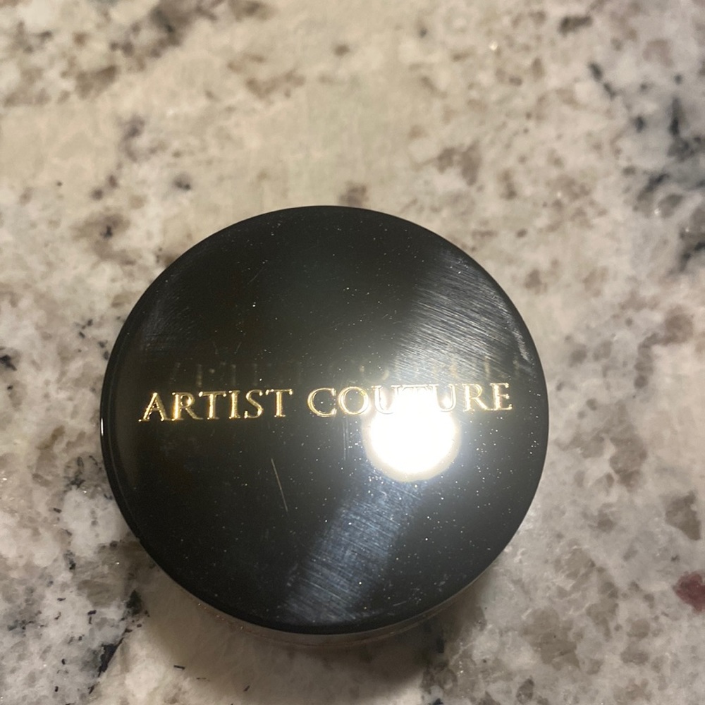 Artist couture